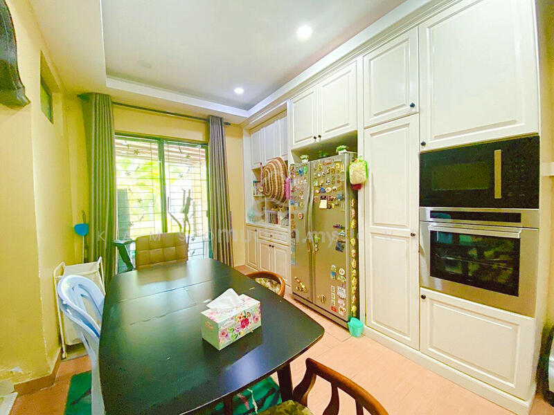 Bungalow for Sale in Puncak Bestari (Puncak Alam) - Kamsol Mascuri - Kitchen - PropertyGuru.com.my