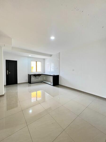 2-storey Terraced House for Sale in Taman Sri Putri (Kulai) - Daniel Yong - Interior - PropertyGuru.com.my