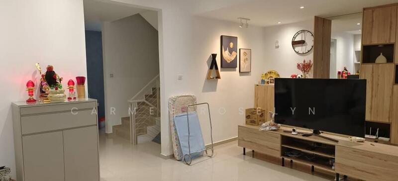 D'Impian Tropika untuk Untuk Dijual - RM 899,000, Mac 2026 - Living Room - PropertyGuru.com.my