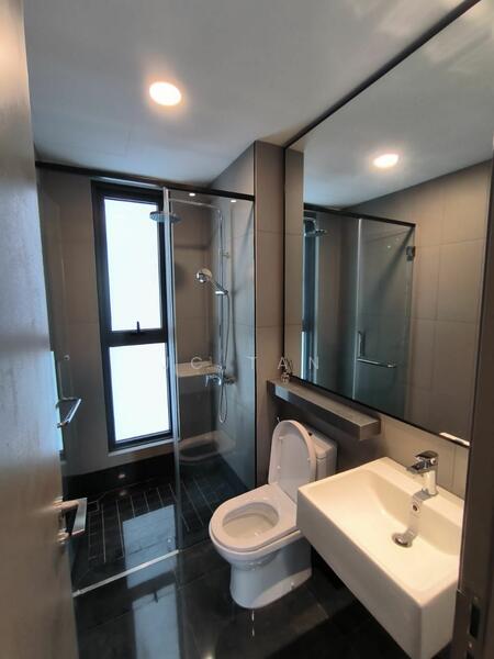Service Residence for Rent at Bloomsvale Menara Vista Petaling - JC Tan - Bathroom - PropertyGuru.com.my