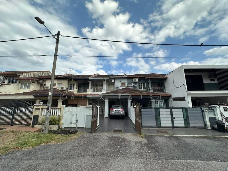 2-storey Terraced House for Sale in Taman Puncak Jalil (Seri Kembangan) - Hafiz Tajri - Exterior - PropertyGuru.com.my