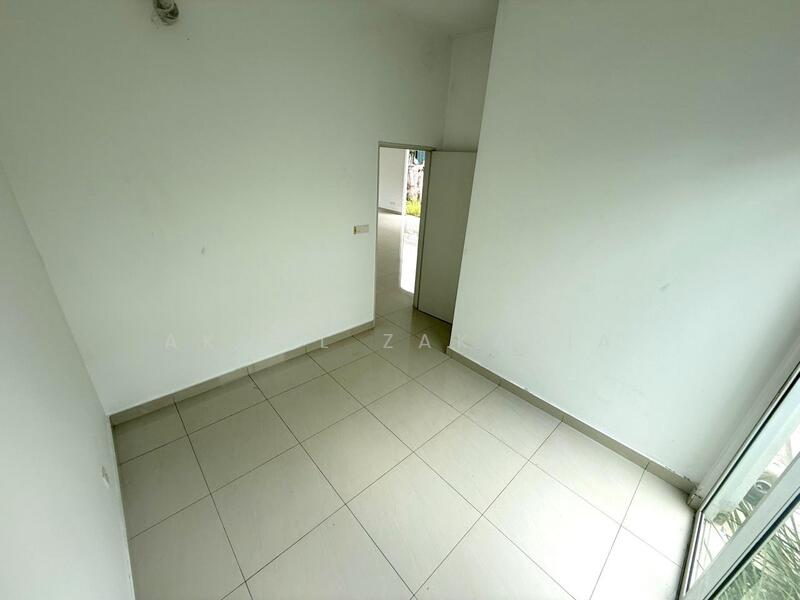 Semi-Detached House for Sale in Cyberjaya (Selangor) - Akmal Zakaria - PropertyGuru.com.my