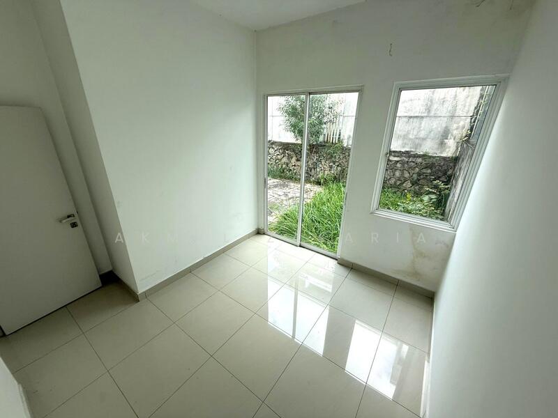 Semi-Detached House for Sale in Cyberjaya (Selangor) - Akmal Zakaria - PropertyGuru.com.my