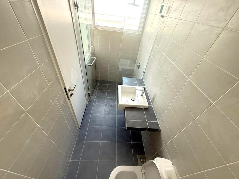 Semi-Detached House for Sale in Cyberjaya (Selangor) - Akmal Zakaria - PropertyGuru.com.my