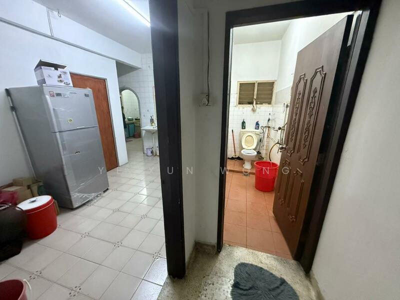 Jalan Cermat maju jaya, Taman Pelangi, Plaza Pelangi untuk Untuk Disewa - RM 16,000 /bulan, Feb 2026 - Kitchen - PropertyGuru.com.my