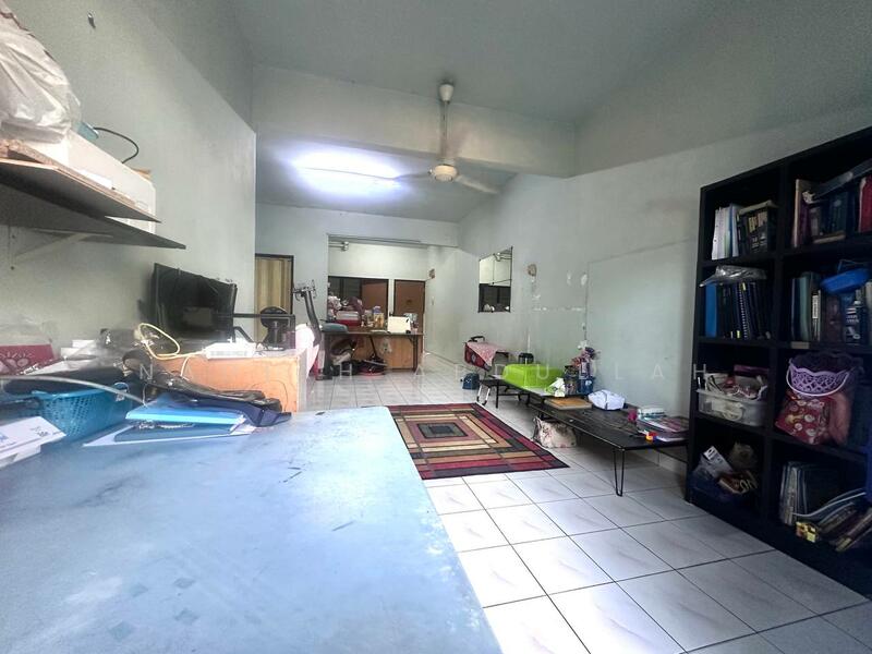 Apartment for Sale at Pangsapuri Merak - Nadiah Abdullah - Living Room - PropertyGuru.com.my
