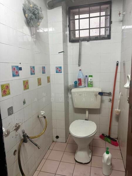 Apartment for Sale at Pangsapuri Merak - Nadiah Abdullah - Bathroom - PropertyGuru.com.my