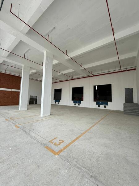 Detached Factory for Rent in Kawasan Perindustrian Kundang (Rawang) - Vincent Lee - Interior - PropertyGuru.com.my