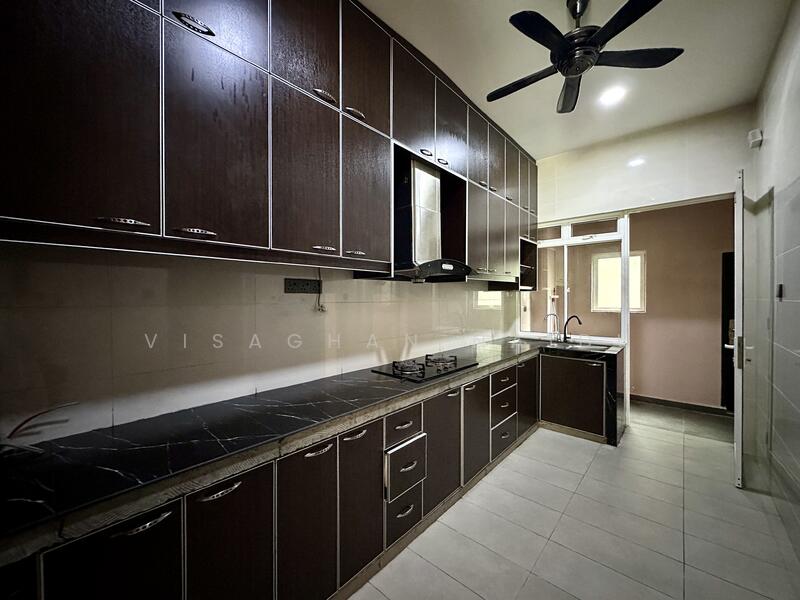2-storey Terraced House for Sale in Rawang (Selangor) - Visaghan Naidu - Kitchen - PropertyGuru.com.my