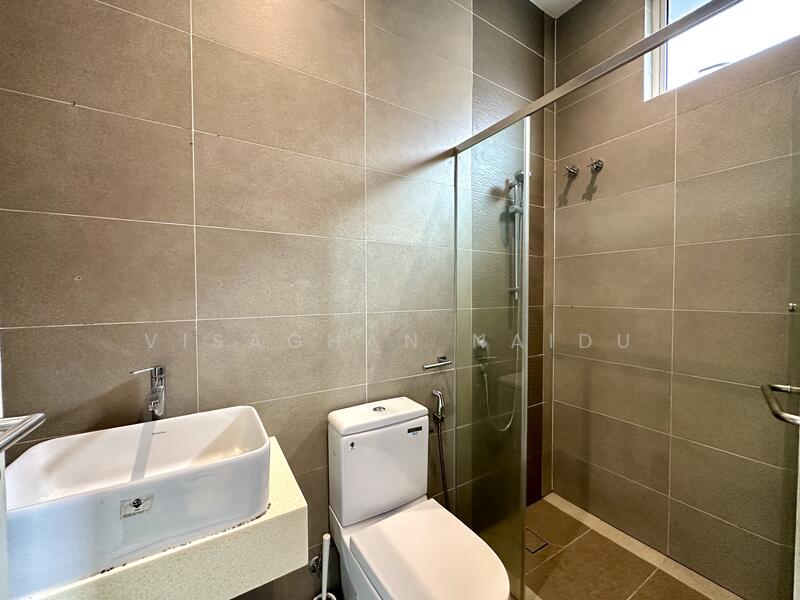 2-storey Terraced House for Sale in Rawang (Selangor) - Visaghan Naidu - Bathroom - PropertyGuru.com.my