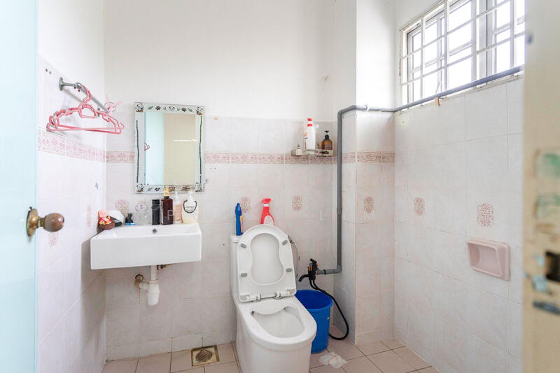 Double Storey Terrace House - Bandar Bukit Puchong, Selangor untuk Untuk Dijual - RM 670,000, Apr 2026 - Bathroom - PropertyGuru.com.my