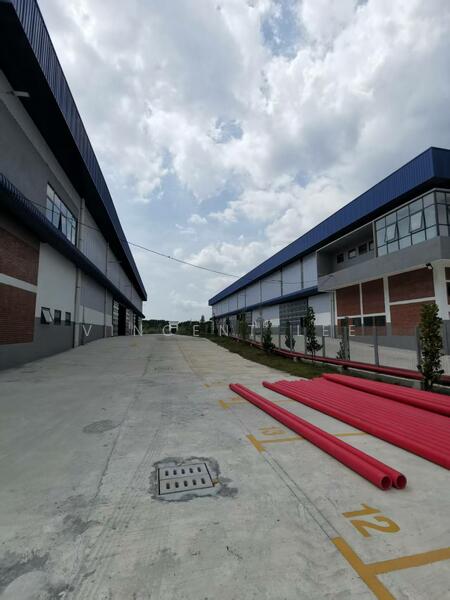 Detached Factory for Rent in Kawasan Perindustrian Kundang (Rawang) - Vincent Lee - Exterior - PropertyGuru.com.my