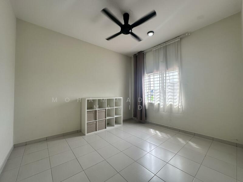 2-storey Terraced House for Sale in Seksyen 32, Bukit Naga (Shah Alam) - Mohammad Din Majid - PropertyGuru.com.my
