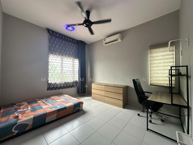 2-storey Terraced House for Sale in Seksyen 32, Bukit Naga (Shah Alam) - Mohammad Din Majid - PropertyGuru.com.my