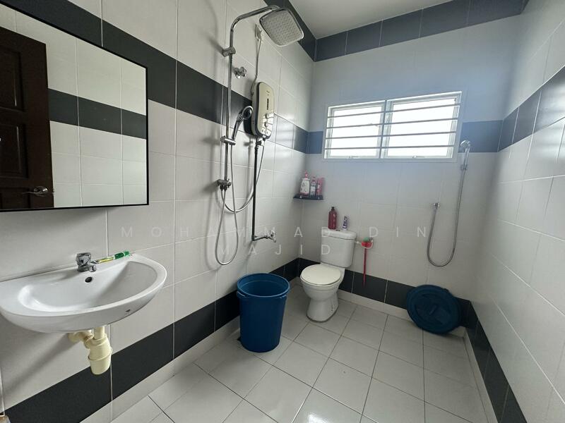 2-storey Terraced House for Sale in Seksyen 32, Bukit Naga (Shah Alam) - Mohammad Din Majid - PropertyGuru.com.my