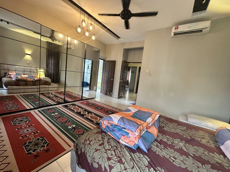 2-storey Terraced House for Sale in Seksyen 32, Bukit Naga (Shah Alam) - Mohammad Din Majid - PropertyGuru.com.my