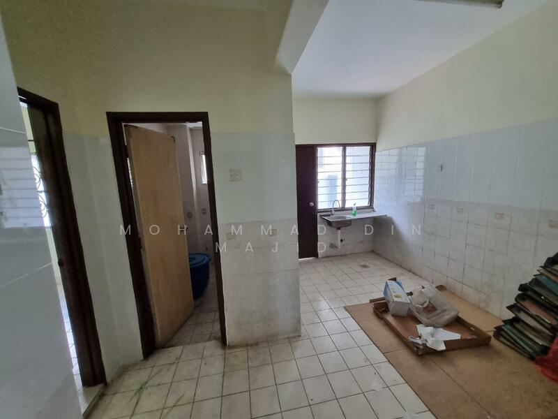 2-storey Terraced House for Sale in Seksyen 32, Bukit Naga (Shah Alam) - Mohammad Din Majid - PropertyGuru.com.my