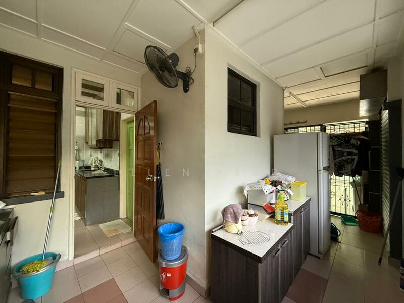 2-storey Terraced House for Sale in Johor Bahru (Johor) - Ellen Yeap - Kitchen - PropertyGuru.com.my