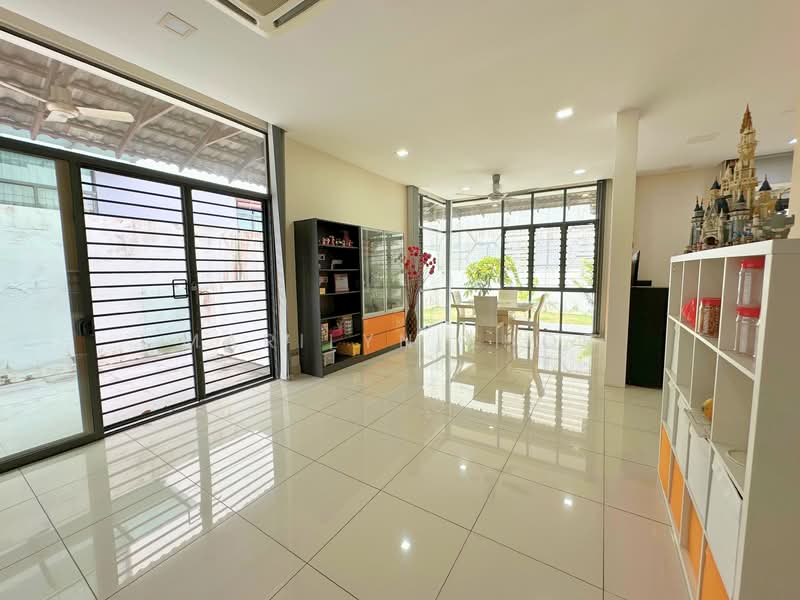 Twin Palms untuk Untuk Dijual - RM 1,850,000, Mac 2026 - Living Room - PropertyGuru.com.my