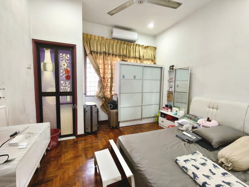 Taman Daya @ Jalan Pinang untuk Untuk Dijual - RM 668,000, Feb 2026 - Bedroom - PropertyGuru.com.my