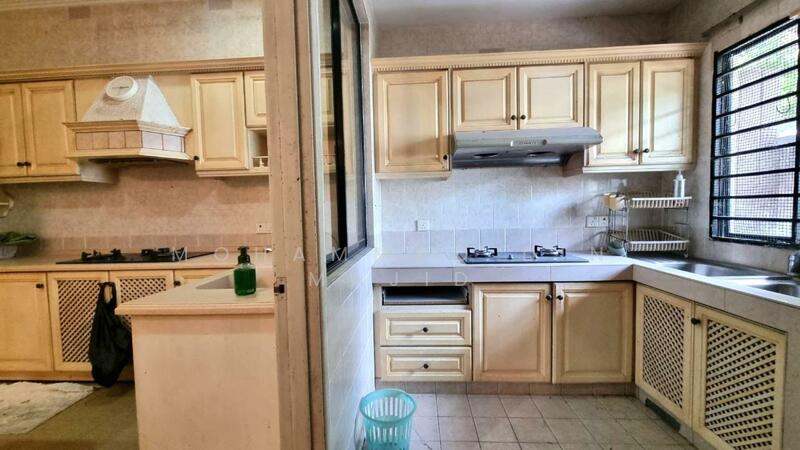 Bukit Jelutong untuk Untuk Dijual - RM 925,000, Mac 2026 - Kitchen - PropertyGuru.com.my