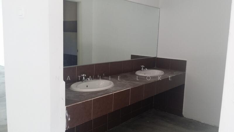 Shop / Office for Rent in Bangi (Selangor) - Natalie Loke - Bathroom - PropertyGuru.com.my