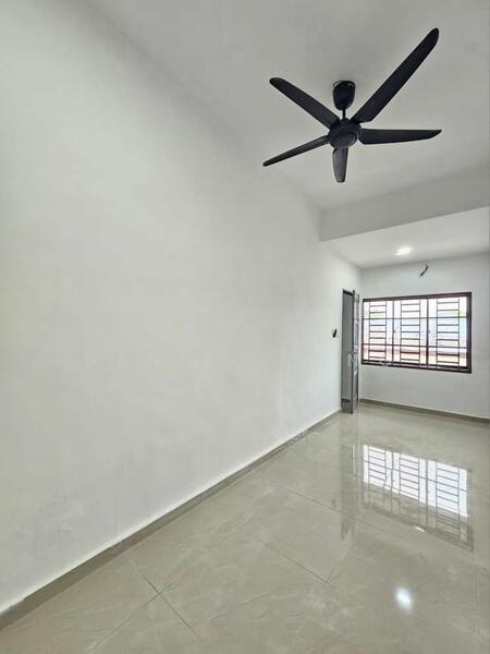 2-storey Terraced House for Sale in Taman Johor Jaya (Johor Bahru) - Daniel Yong - Interior - PropertyGuru.com.my