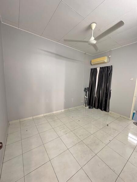 For Sale - Taman Pakatan Jaya