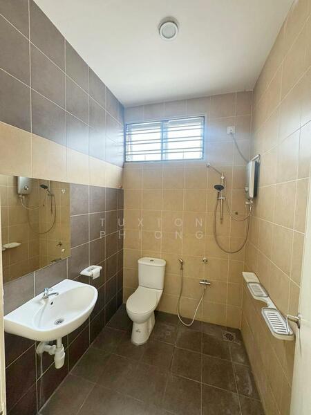 3-storey Terraced House for Sale in Bandar Seri Alam (Masai) - Tuxton Phiong - PropertyGuru.com.my