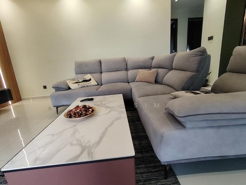 Condominium for Rent at Lovell @ Country Garden Danga Bay - Dave Sim - Living Room - PropertyGuru.com.my