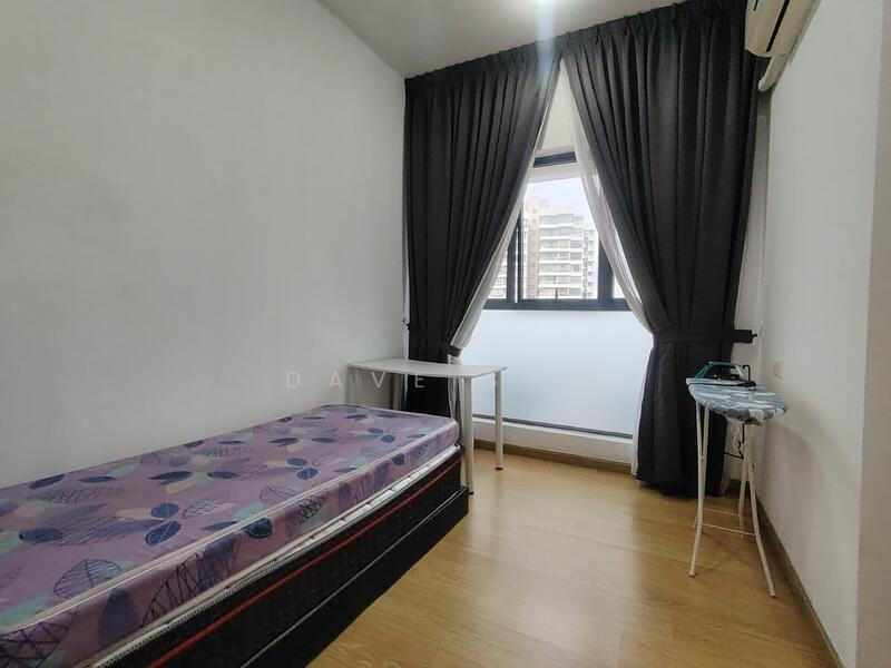 Condominium for Rent at Lovell @ Country Garden Danga Bay - Dave Sim - Bedroom - PropertyGuru.com.my