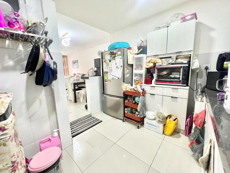 Condominium for Sale at 1120 Park Avenue - JUMIDAH (JUE) - Kitchen - PropertyGuru.com.my