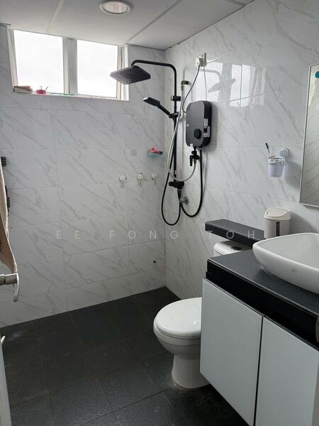 Pulai View untuk Untuk Dijual - RM 480,000, Feb 2026 - Bathroom - PropertyGuru.com.my