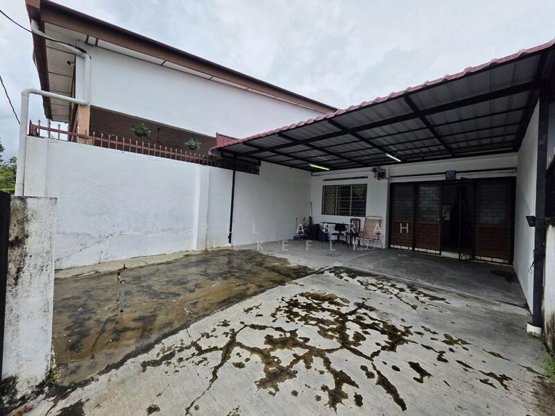 1-storey Terraced House for Sale in Semenyih (Selangor) - Zairul Asrah Zulkefli - Exterior - PropertyGuru.com.my
