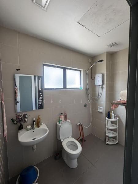 Townhouse for Sale in 16 Sierra (Puchong) - REX LIM - Bathroom - PropertyGuru.com.my