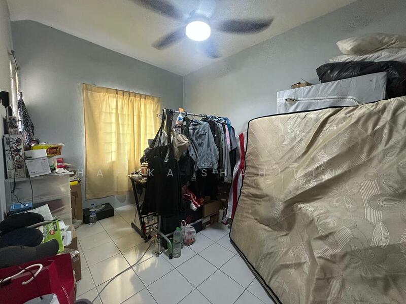 Apartment for Sale at Pangsapuri Mawar Sari - Shafika Shahidin - Bedroom - PropertyGuru.com.my