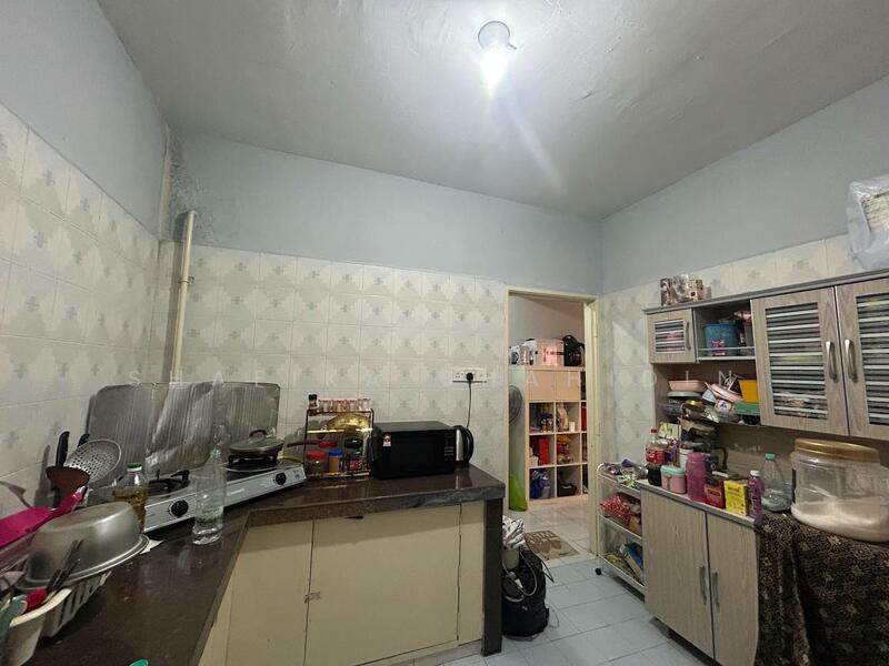 Apartment for Sale at Pangsapuri Mawar Sari - Shafika Shahidin - Kitchen - PropertyGuru.com.my