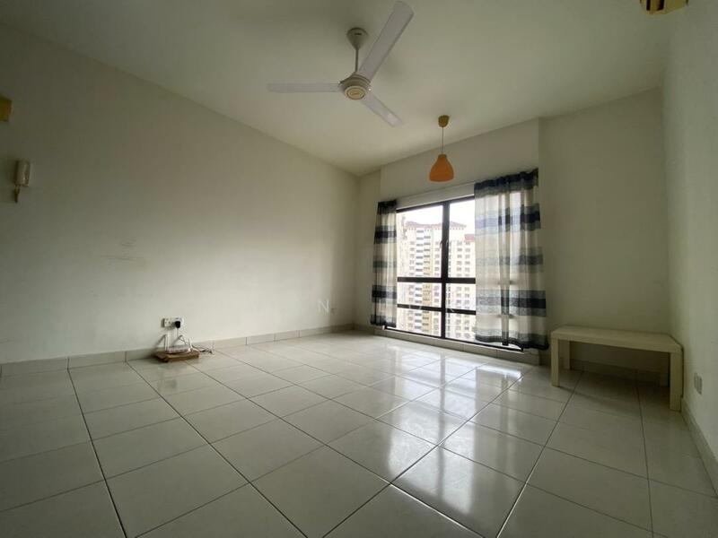 Pelangi Damansara Sentral untuk Untuk Disewa - RM 1,299 /bulan, Feb 2026 - Living Room - PropertyGuru.com.my