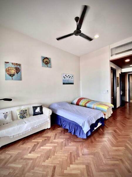 Straits Quay (The Suites at Waterside) untuk Untuk Dijual - RM 1,800,000, Mac 2026 - Bedroom - PropertyGuru.com.my