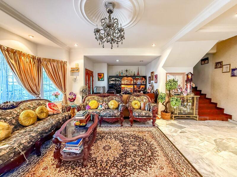 2-storey Terraced House for Sale in Seksyen 7 (Shah Alam) - Nadia Shukri - Living Room - PropertyGuru.com.my