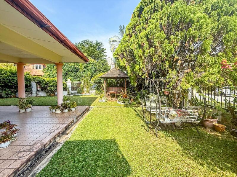 2-storey Terraced House for Sale in Seksyen 7 (Shah Alam) - Nadia Shukri - Exterior - PropertyGuru.com.my