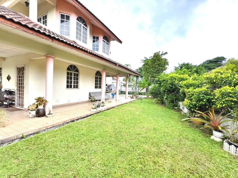2-storey Terraced House for Sale in Seksyen 7 (Shah Alam) - Nadia Shukri - Exterior - PropertyGuru.com.my