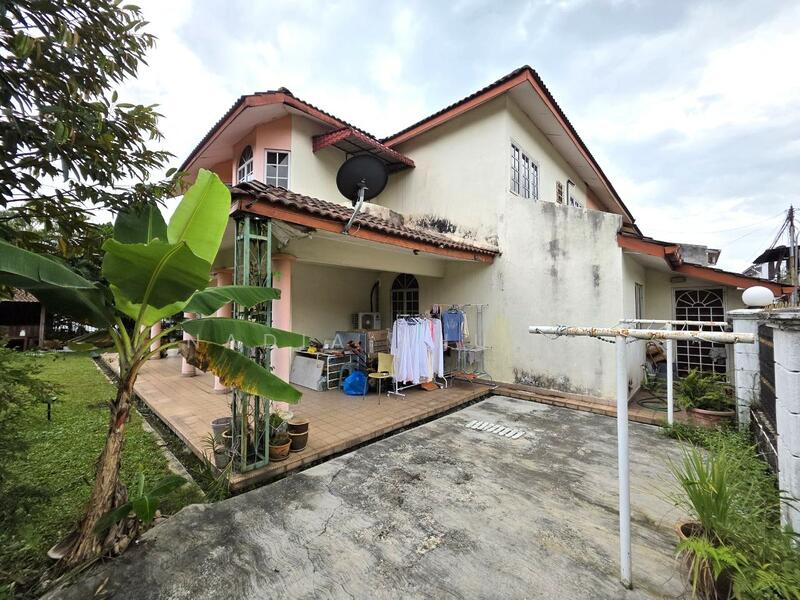 2-storey Terraced House for Sale in Seksyen 7 (Shah Alam) - Nadia Shukri - Exterior - PropertyGuru.com.my