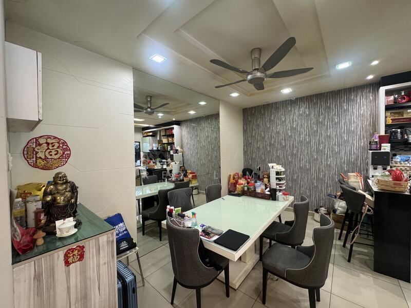 Townhouse for Sale in 16 Sierra (Puchong) - REX LIM - Dining Room - PropertyGuru.com.my