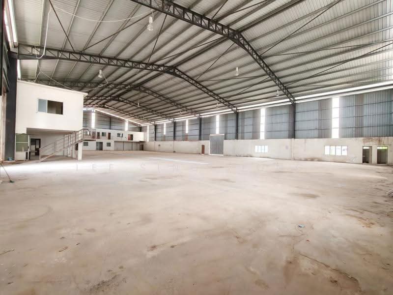 Factory for Rent in Rawang (Selangor) - Lee Sing Siong - Interior - PropertyGuru.com.my
