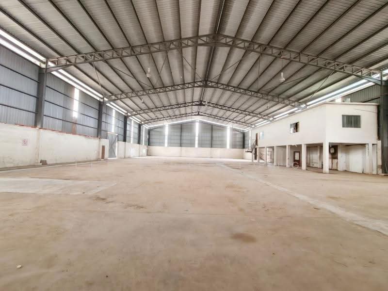 Factory for Rent in Rawang (Selangor) - Lee Sing Siong - Interior - PropertyGuru.com.my