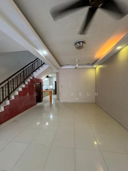 2-storey Terraced House for Sale in Bandar Seri Alam (Masai) - Adli Harun - Living Room - PropertyGuru.com.my