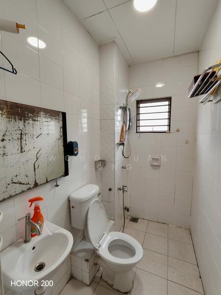 2-storey Terraced House for Sale in Setia Impian (Setia Alam) - Wong Yuan Kong - Bathroom - PropertyGuru.com.my