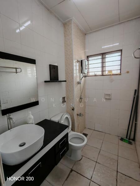 2-storey Terraced House for Sale in Setia Impian (Setia Alam) - Wong Yuan Kong - Bathroom - PropertyGuru.com.my