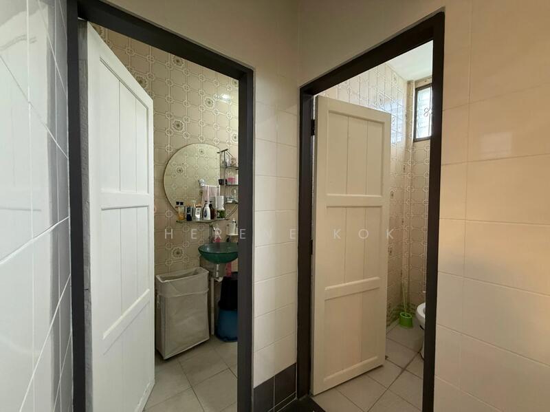 Bungalow for Sale in Kampung Kenyalang Park (Kuching) - Sherene Kok - Bathroom - PropertyGuru.com.my